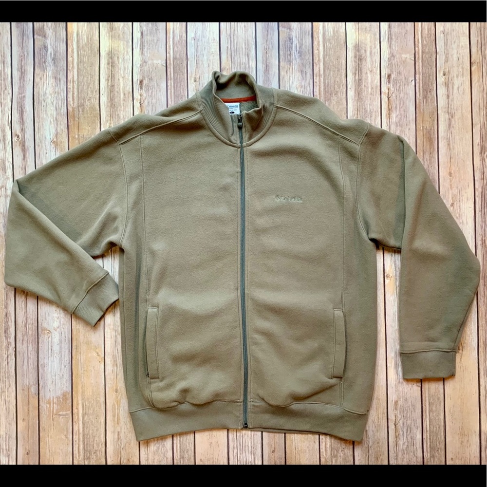 Men’s large Columbia Full zip sweater with pockets